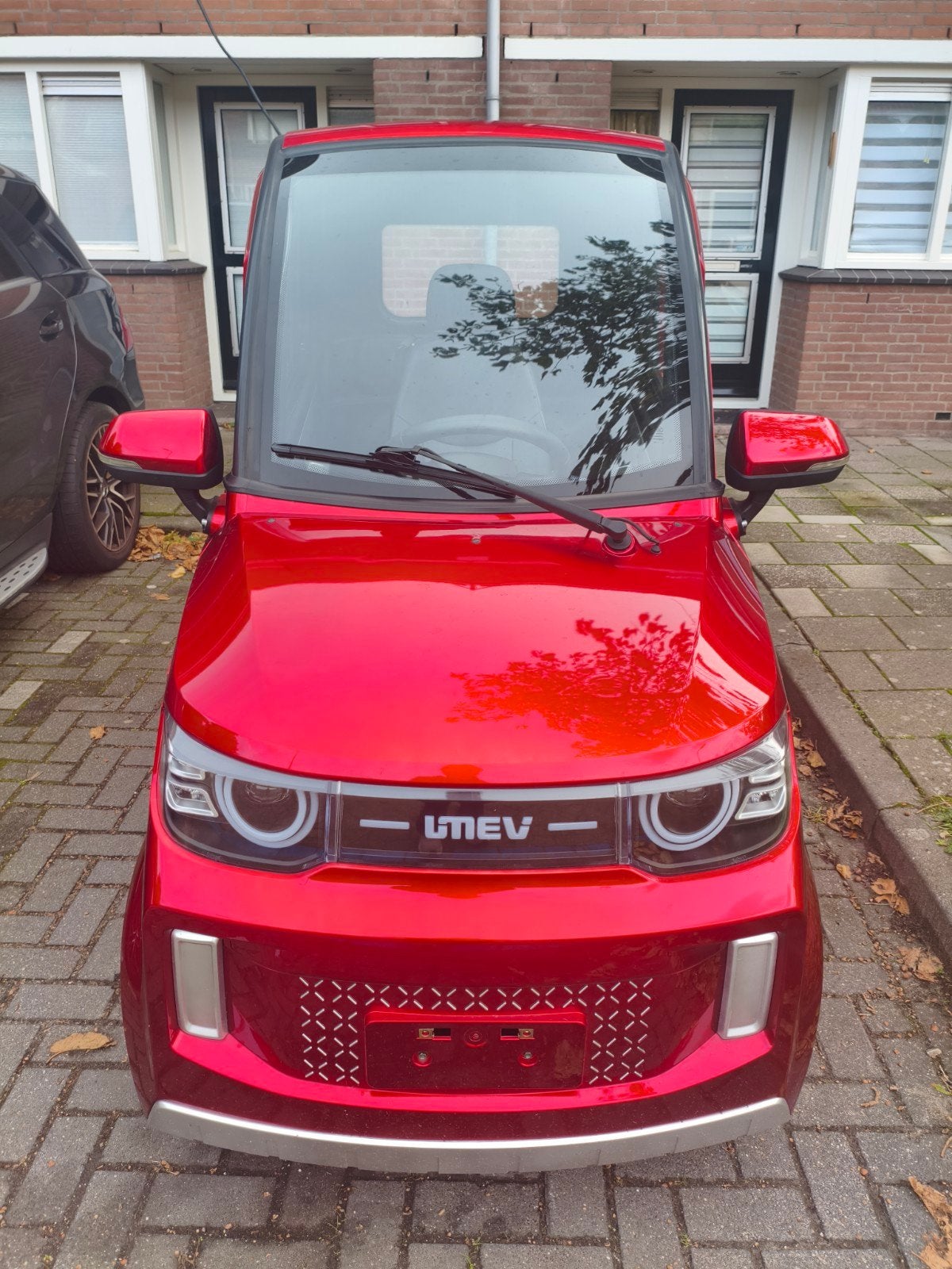 UMEV Luxe Scootmobiel met nieuwe set accus., Zo goed als nieuw, Ophalen, Overige merken, 16 km/u of meer