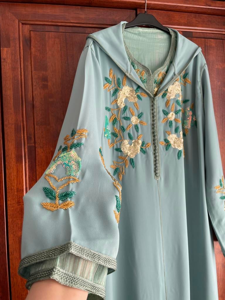 Schitterende tweedelige Marokkaanse jurk jelaba/jellaba, Maat 46/48 (XL) of groter, Ophalen of Verzenden, Zo goed als nieuw, Onder de knie