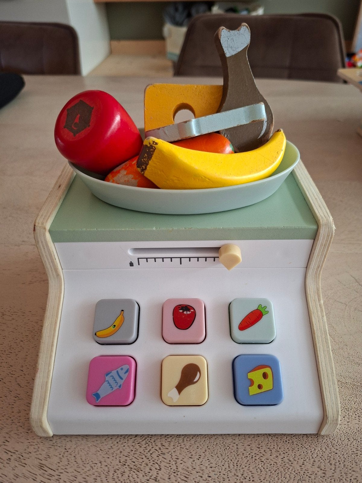 Houten weegschaal met accessoires, Ophalen of Verzenden, Gebruikt, Rekenen