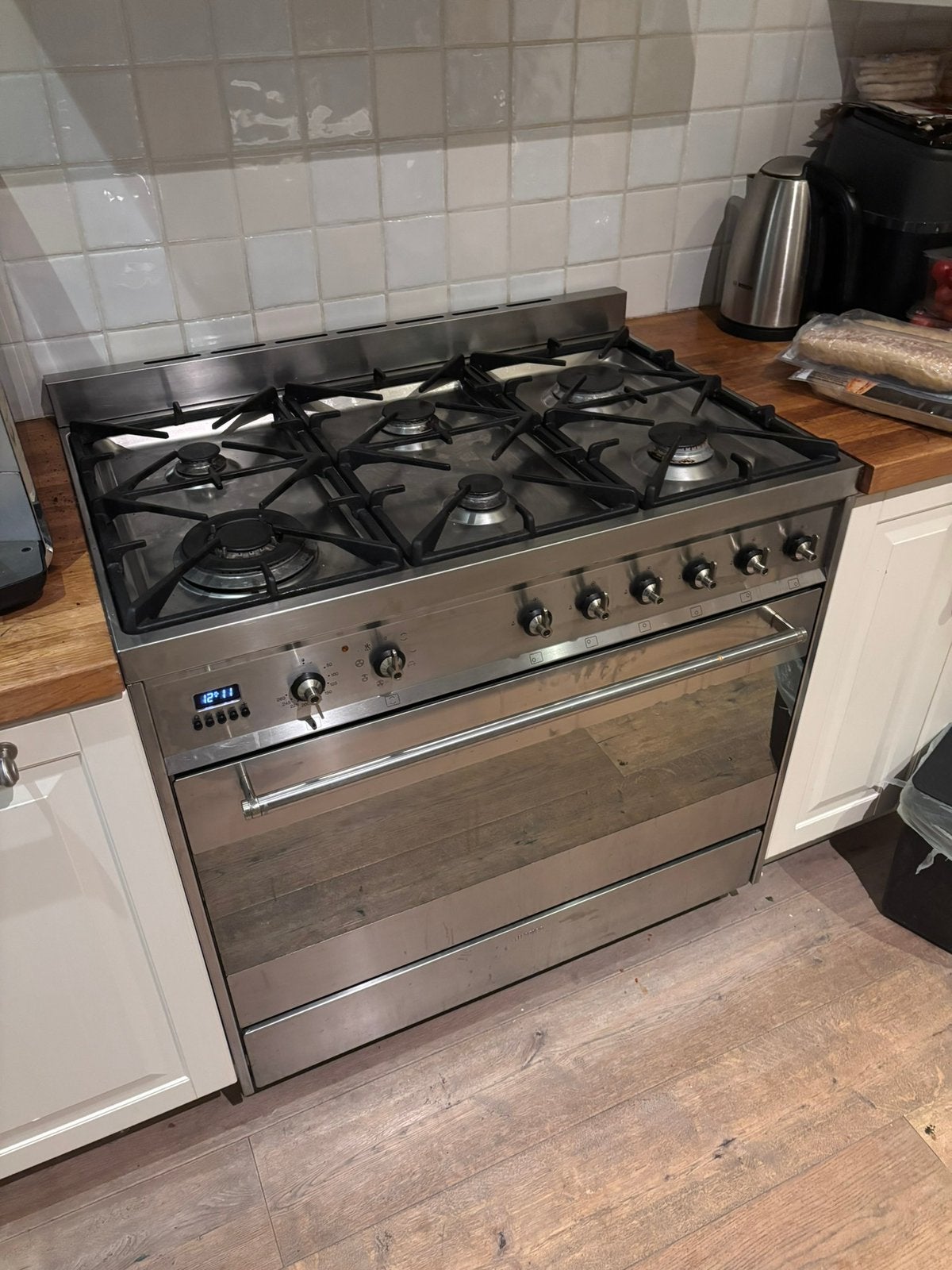 Smeg Gasfornuis + Oven 90 cm breed 6 gaspitten VASTE PRIJS, 60 cm of meer, Ophalen of Verzenden, Zo goed als nieuw, Gas