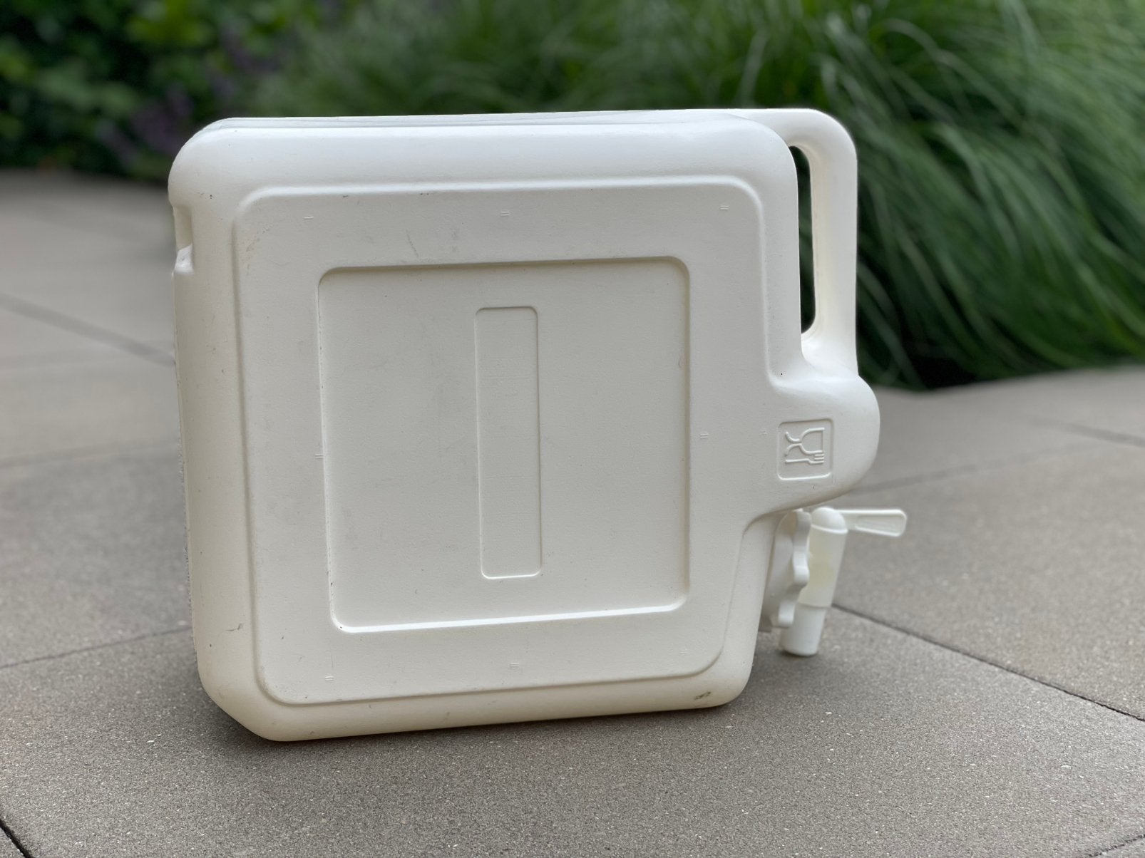 Jerrycan, Ophalen, Zo goed als nieuw