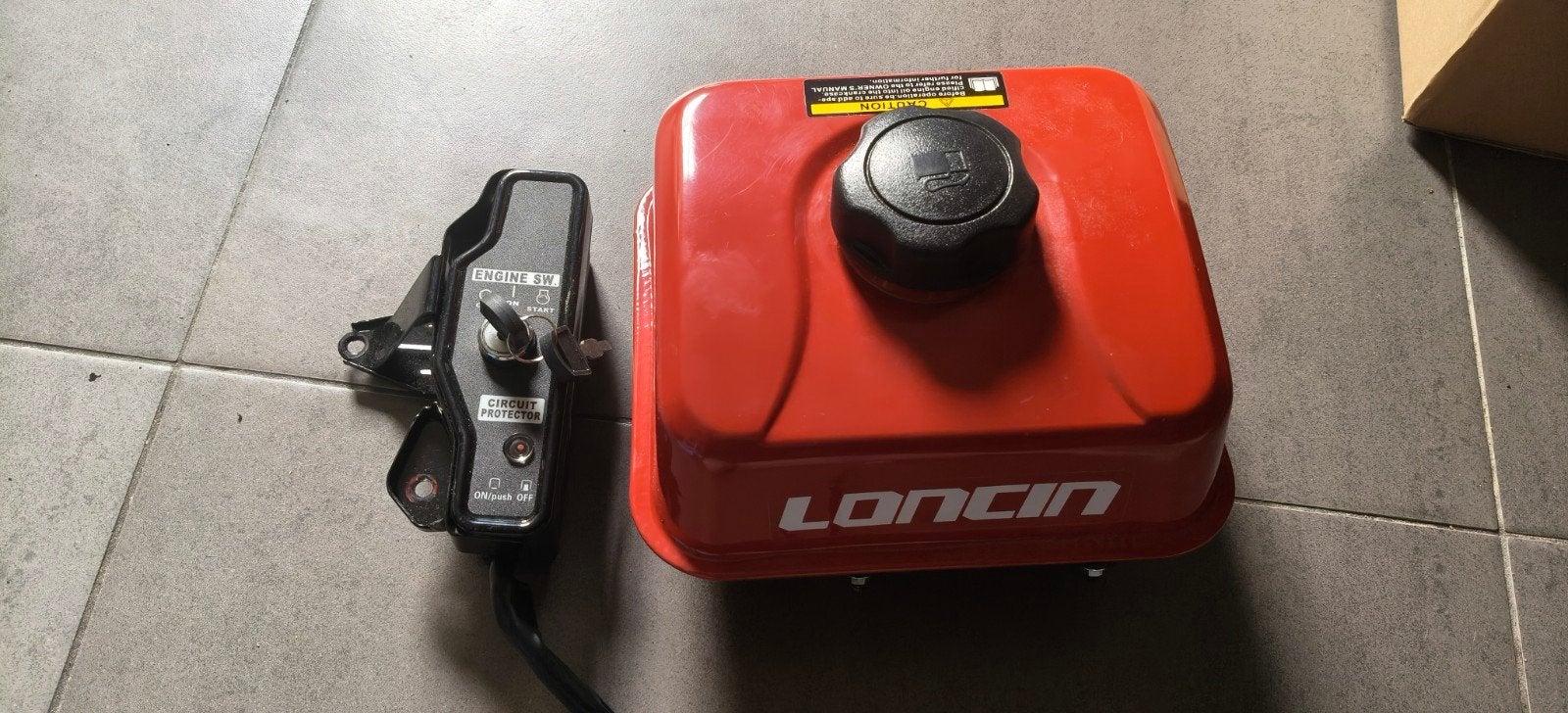 Loncin Benzinetank met Contactslot - Nieuw, Ophalen of Verzenden