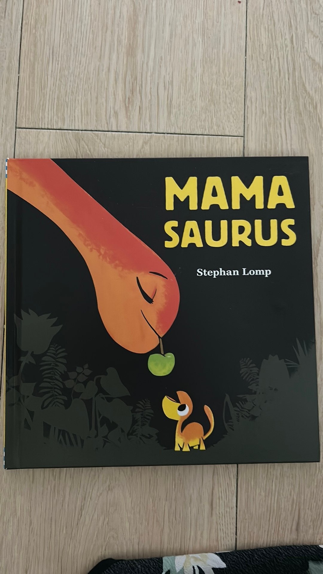 Stephan Lomp - Mamasaurus, Ophalen, Fictie algemeen, Stephan Lomp, Zo goed als nieuw