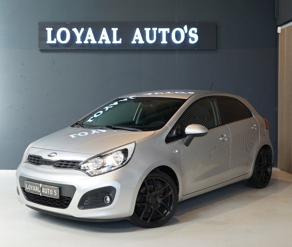 Kia Rio 1.2 CVVT Super Pack | AIRCO | CRUISE|PDC |ELEK.RAMEN, Auto's, Voorwielaandrijving, Euro 5, 4 cilinders, Bedrijf