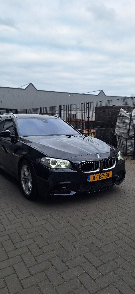 Prachtige BMW 5-Serie 535i Touring xDrive 2015 F11 535xi, Automaat, Zwart, 2000 kg, Zwart