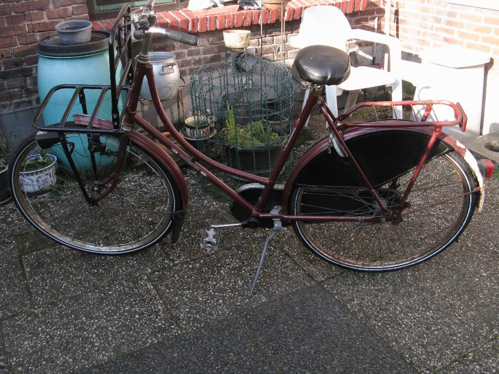 OMA FIETS met TRANSPORTDRAGER, Ophalen, Gebruikt