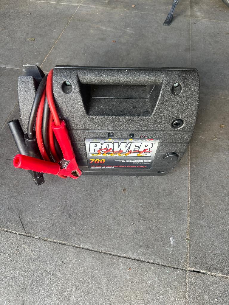 Accu booster / Jumpstarter Powerstart 700, Ophalen, Gebruikt