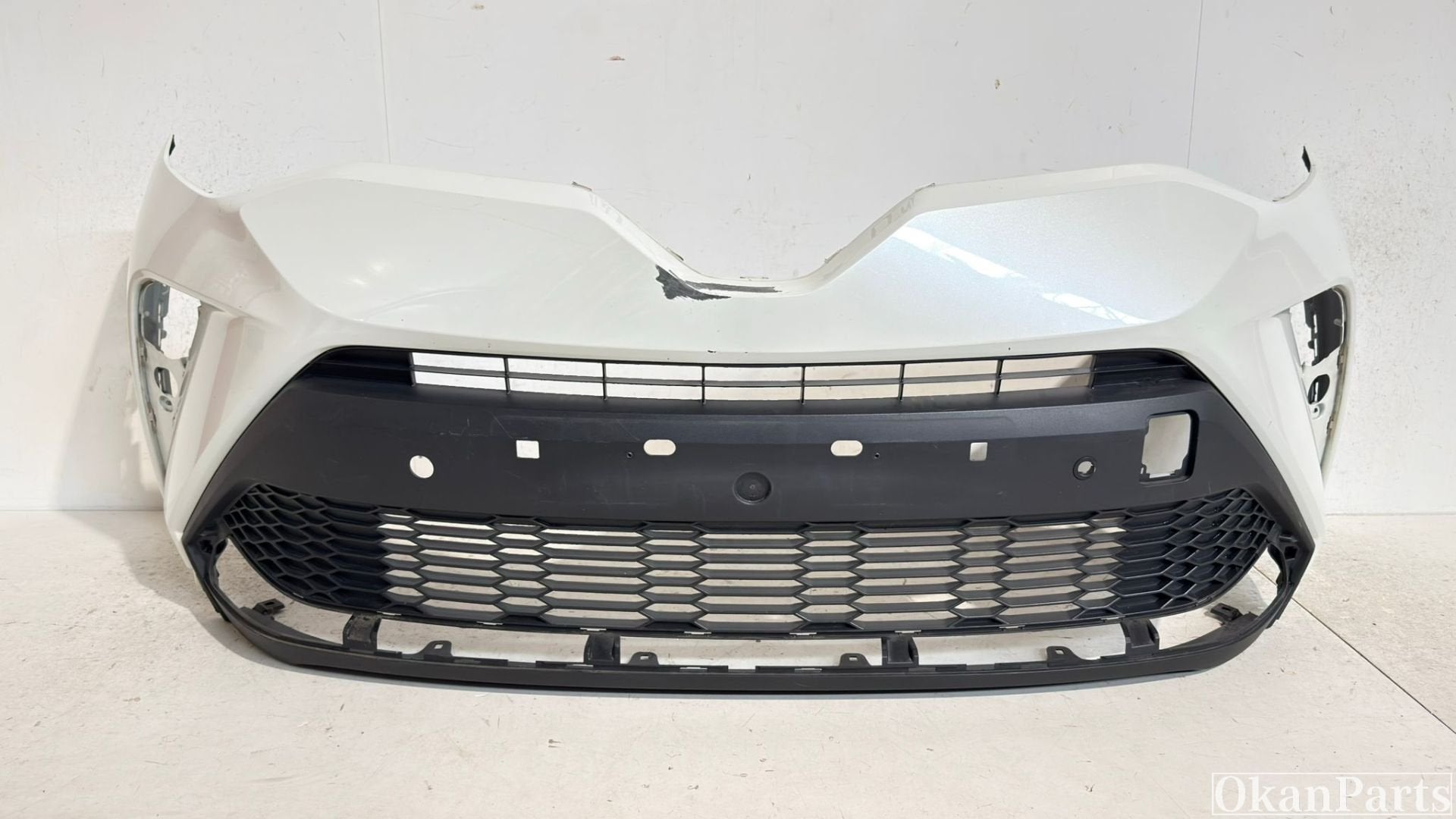 Toyota CHR C-HR Facelift voorbumper 52119-10450 52119-10450, Info@toyota.co.jp, Gebruikt, Voor, Toyota Motor Corporation