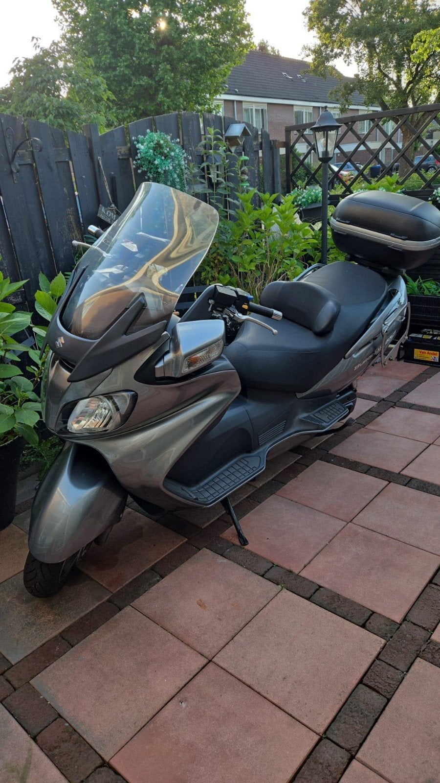 suzuki burgman 650 exicutive ...6650km, Particulier, Scooter