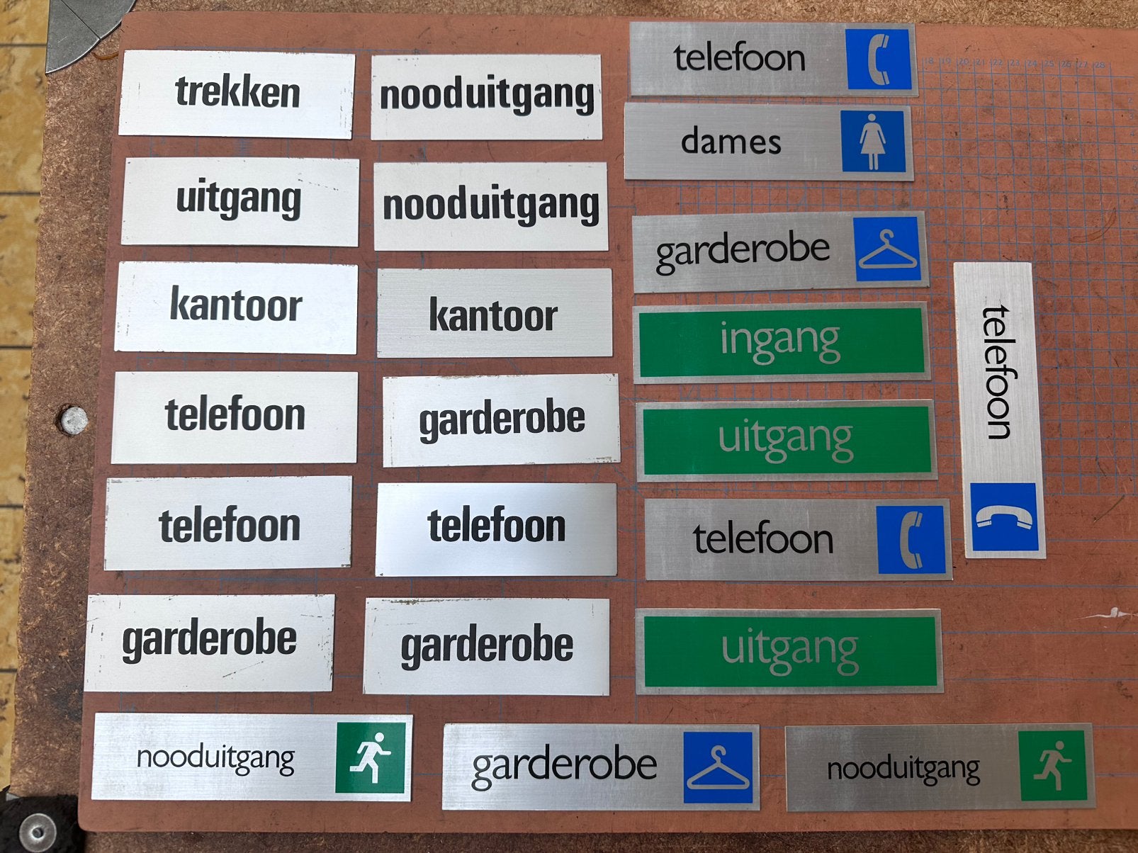 Aluminium tekstbordjes, Ophalen of Verzenden, Nieuw, 250 mm of meer