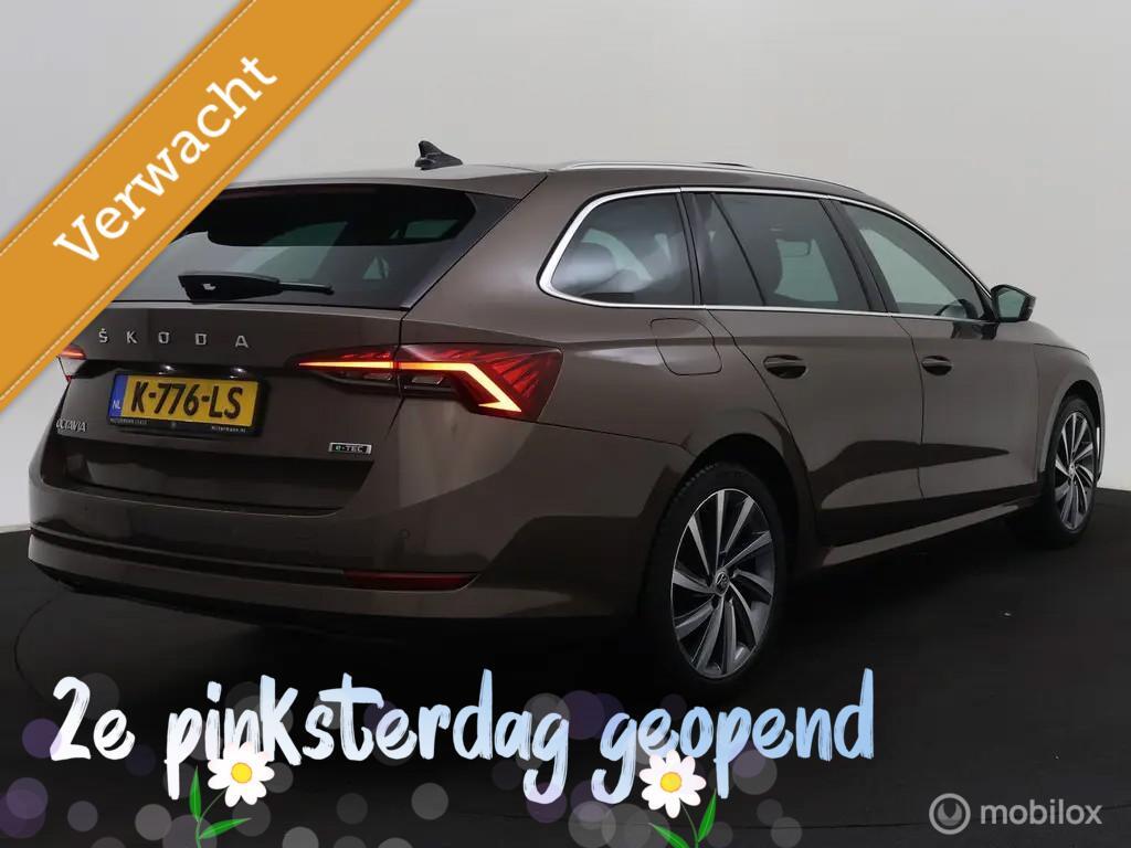 Skoda Octavia 1.0 e-TSI Automaat Trekhaak Pano Led Leer ACC, Auto's, Skoda, Gebruikt, Bruin, 19 km/l, 3 cilinders