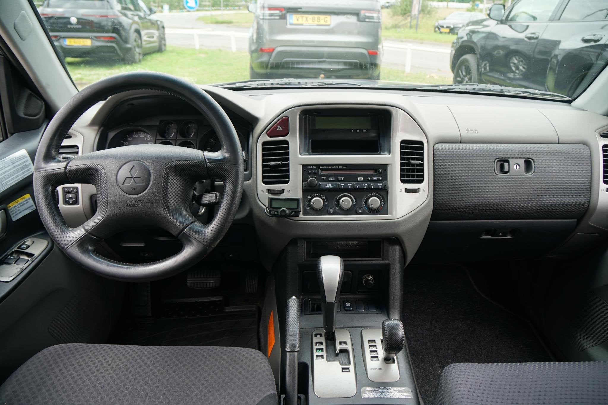 Mitsubishi Pajero 3.2 Di-D GLX HR *MARGE* + AIRCO / TREKHAAK, Auto's, Mitsubishi, Automaat, Stof, Gebruikt, 4 cilinders