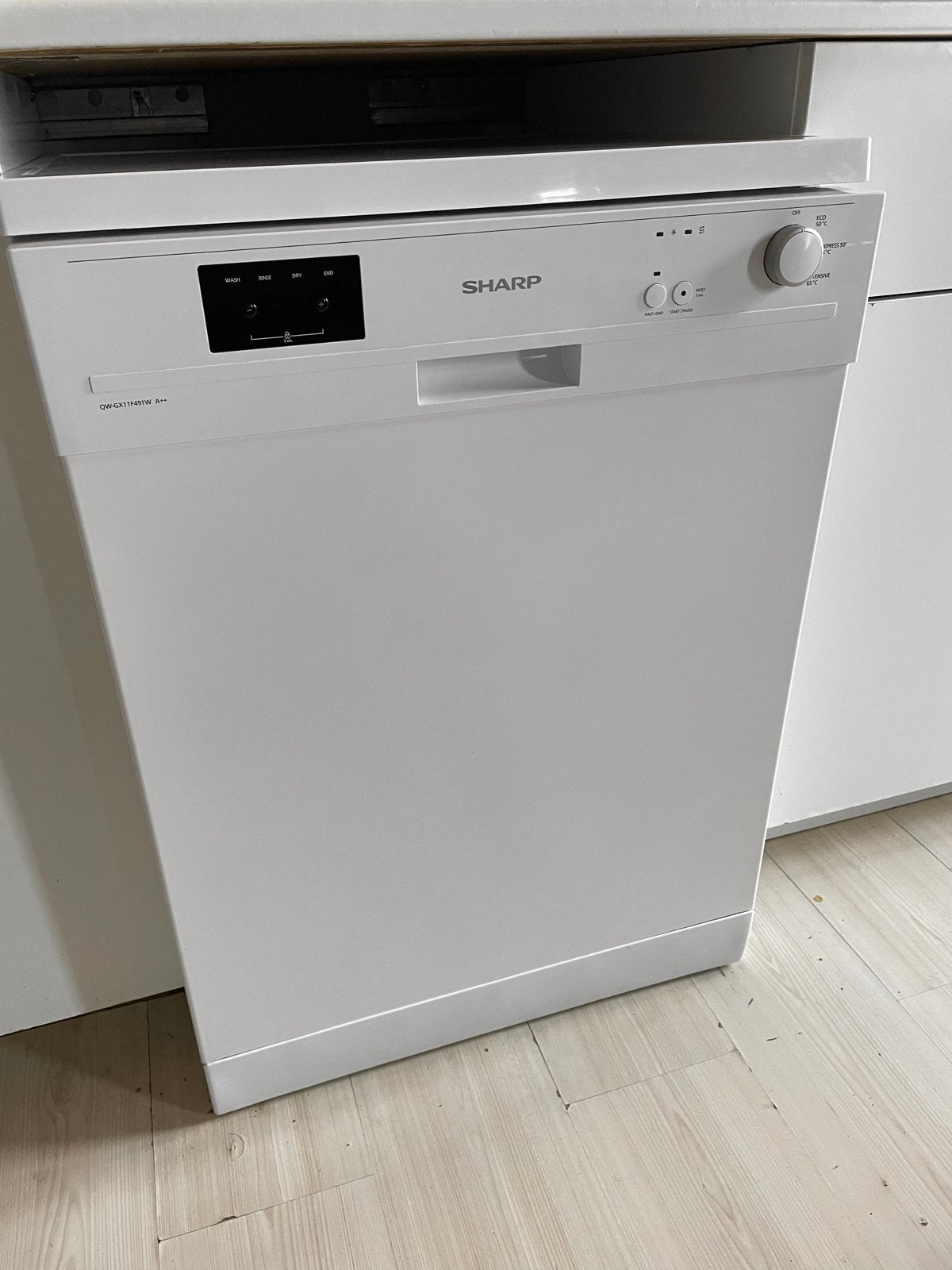 Sharp A++ Vaatwasser - Wit - perfecte staat, Witgoed en Apparatuur, Ophalen, 60 cm of meer, Eco programma, Zo goed als nieuw