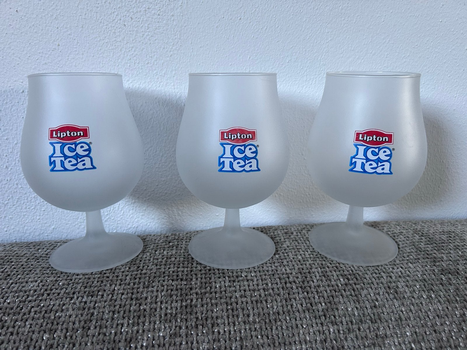 3 Lipton Ice Tea glazen - Zo goed als nieuw, Ophalen of Verzenden, Zo goed als nieuw, Wit, Overige merken