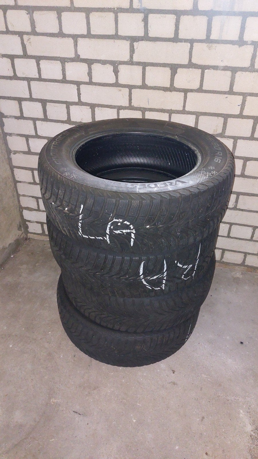 Set Vredestein winterbanden 205/60 R16, Ophalen, Gebruikt, 16 inch, Band(en)