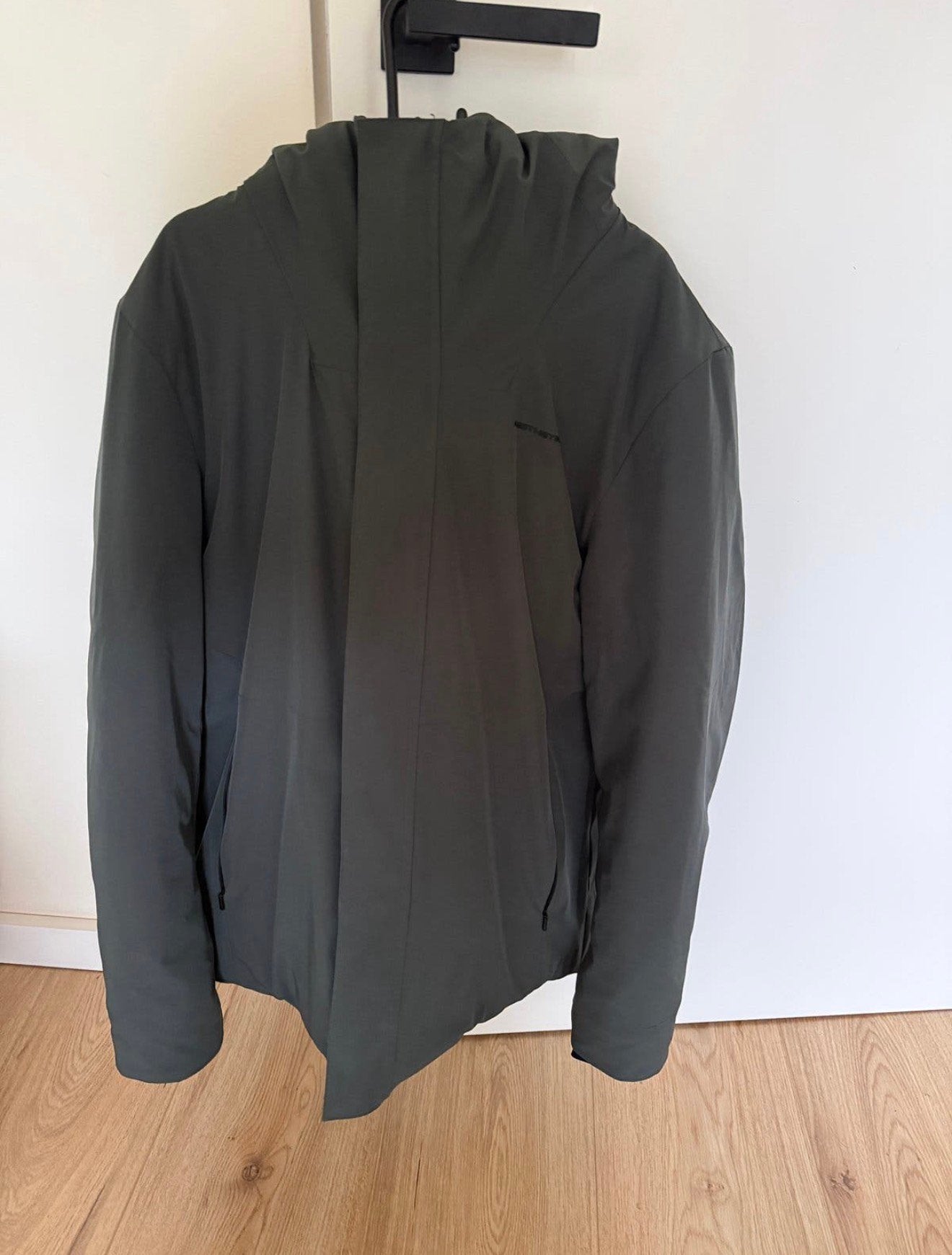 Daily Aesthetikz winterjas grijsgroen maat L, Kleding | Heren, Ophalen of Verzenden, Zo goed als nieuw, Groen