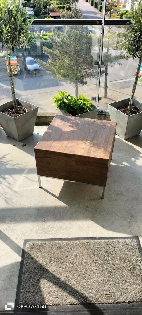 Montel salontafel notenhout 50 x 50 cm, Ophalen