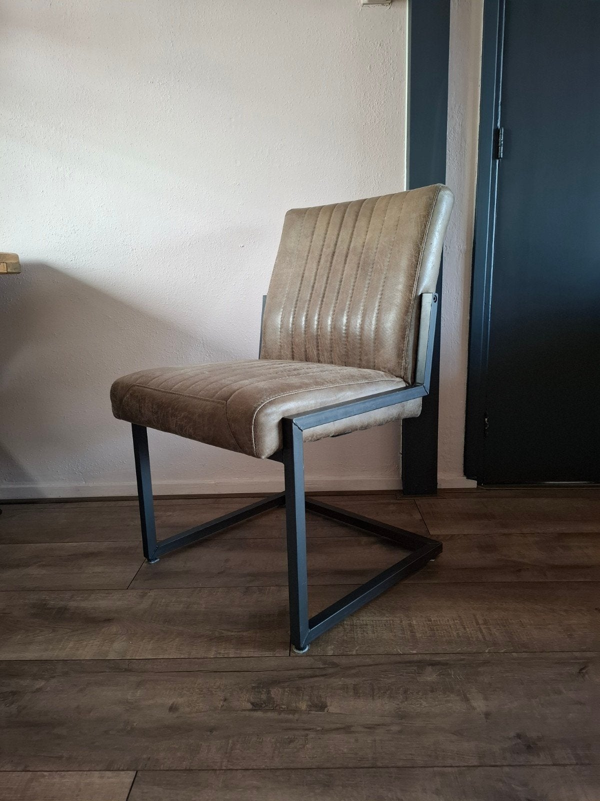 2 eetkamerstoelen, Ophalen, Overige materialen, Twee