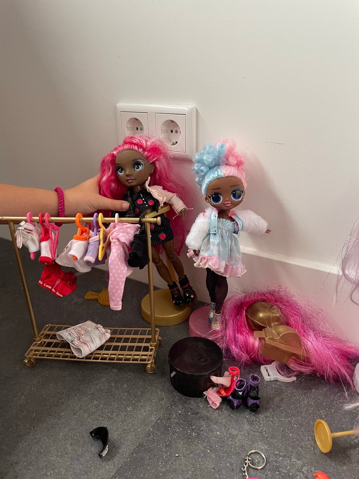 7 Rainbow High poppen met accessoires, Kinderen en Baby's, Speelgoed | Poppen, Ophalen of Verzenden, Gebruikt, Overige typen