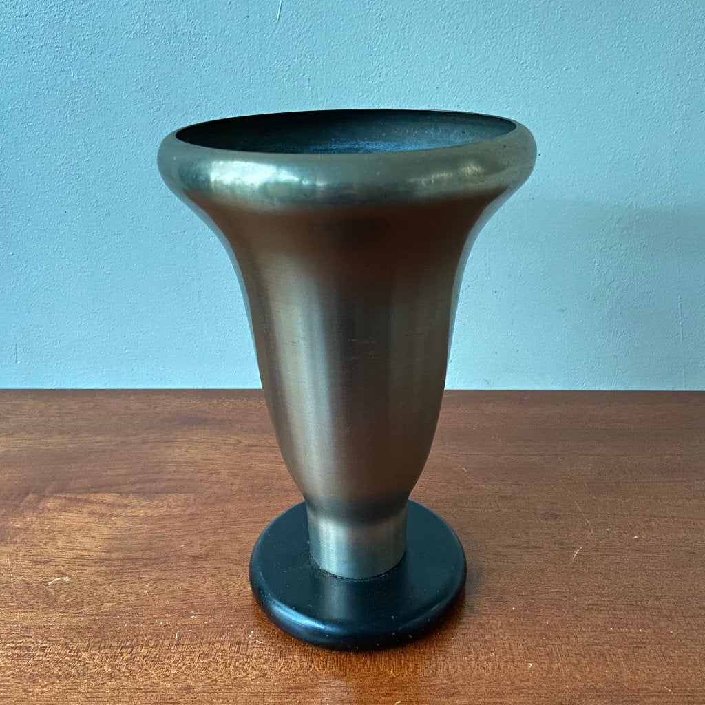 art deco metalen vaas metalen voet door Daalderop, Ophalen of Verzenden