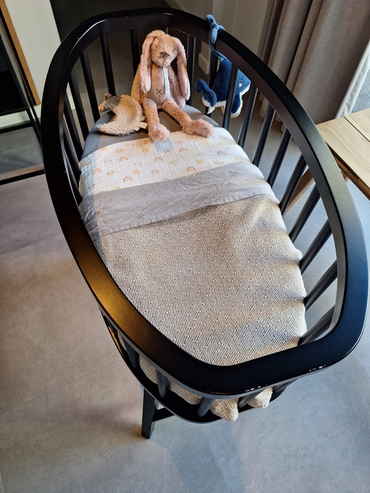 Kidsmill Wieg - Zwart, inclusief matras en 2 moltons, Ophalen, Gebruikt, Wieg