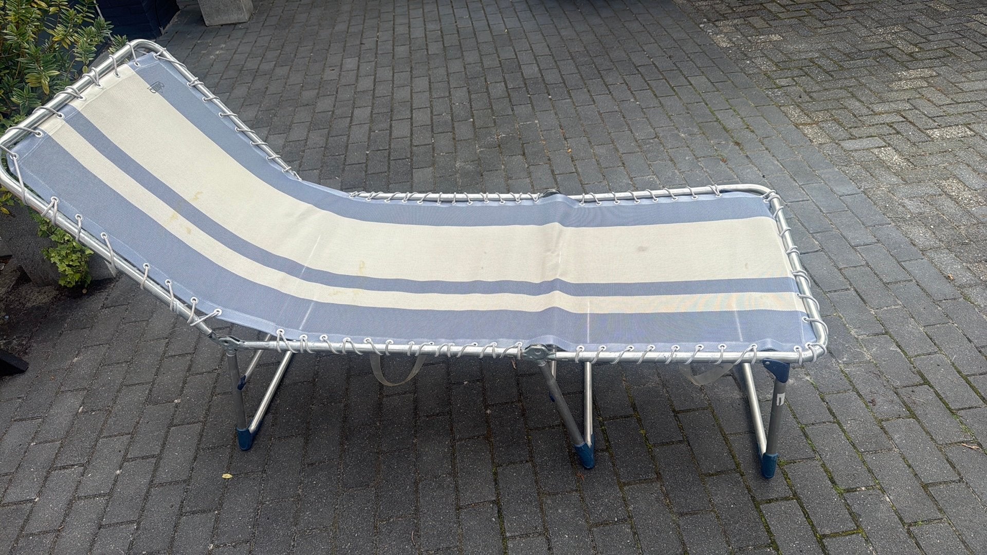 Te koop lig  bed, Ophalen of Verzenden, Gebruikt, Aluminium, Inklapbaar