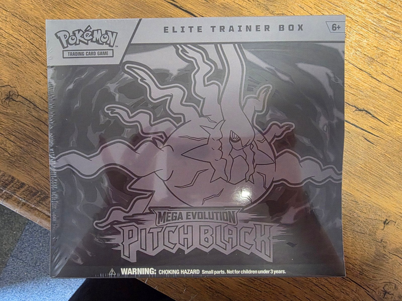 Pitch black etb  pokemon, Ophalen of Verzenden, Nieuw, Overige typen, Foil