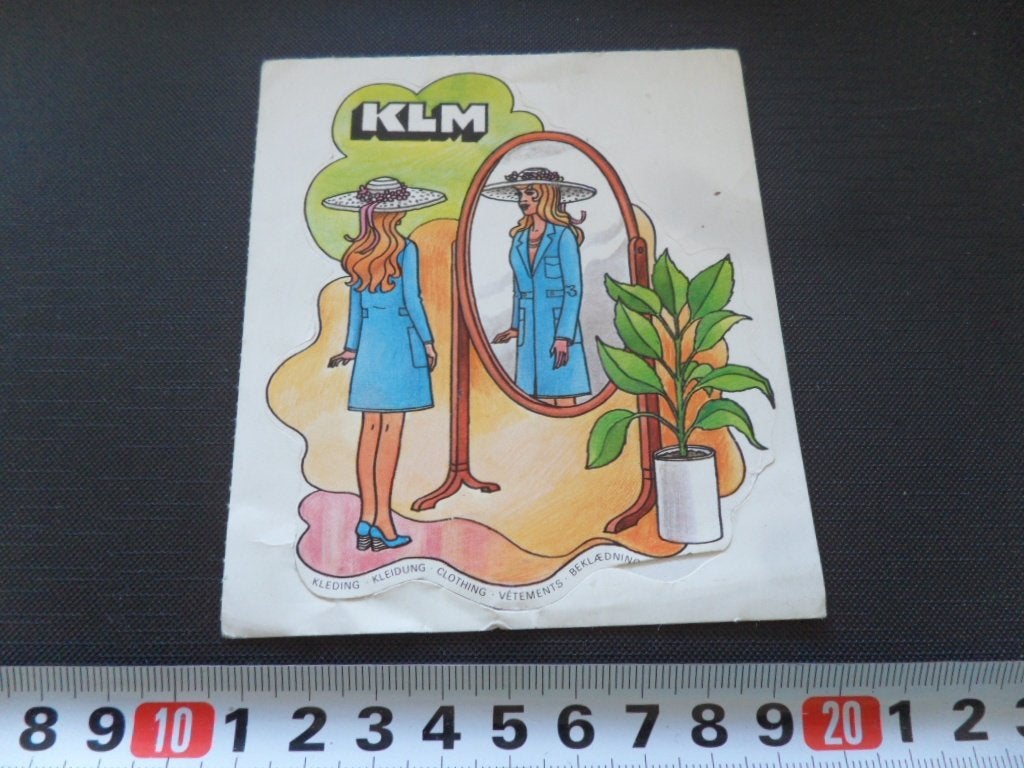 sticker KLM kleding vrouw hoed spiegel, Ophalen of Verzenden, Zo goed als nieuw