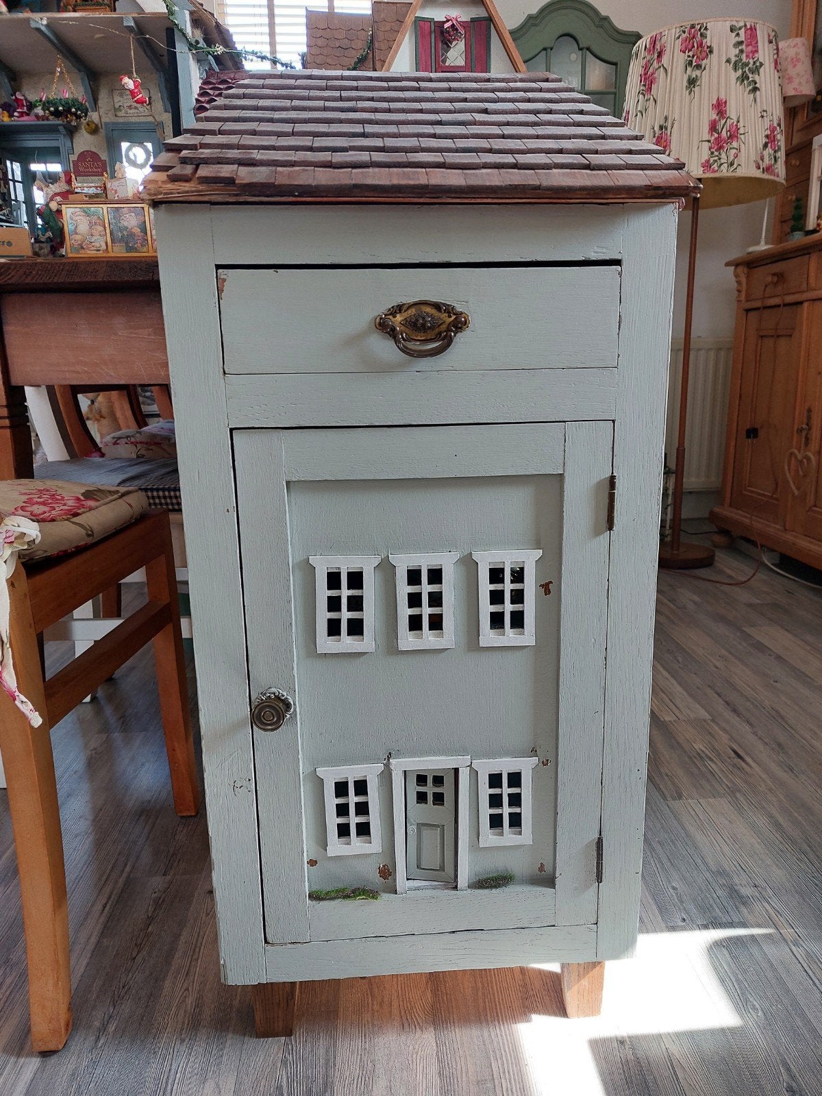 leuk brocante nachtkastje poppenhuis, Ophalen, Gebruikt, Poppenhuis