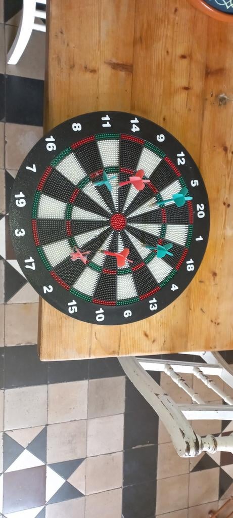 Groot dartbord met 6 soft tip pijltjes, Ophalen