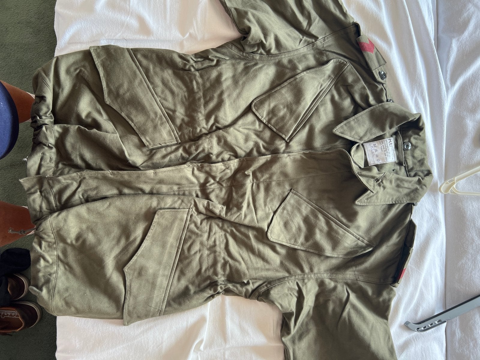 Militaire jas uit 1989 - Maat L - Soldaat 1 emblemen, Ophalen of Verzenden, Landmacht, Nederland, Kleding of Schoenen