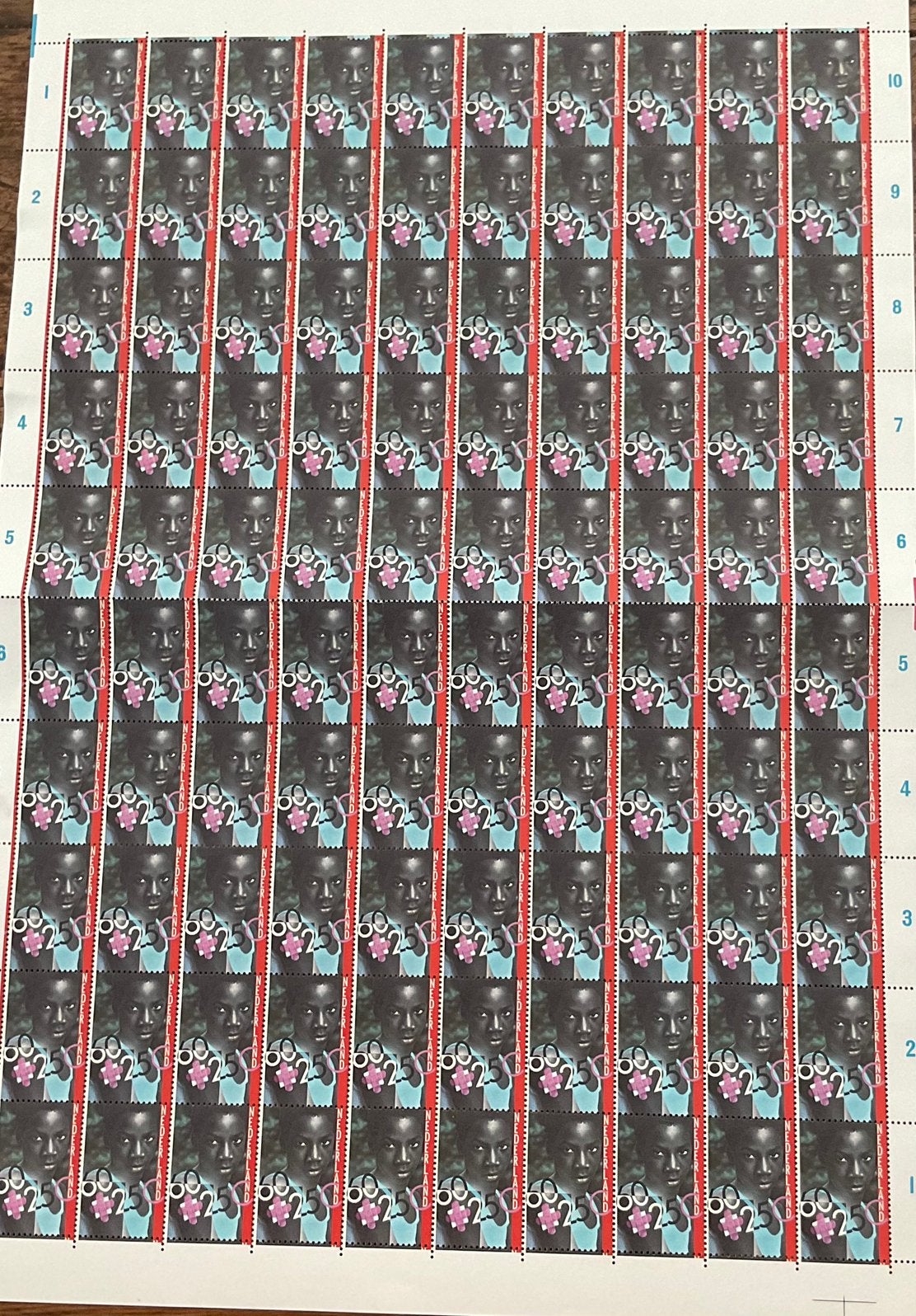 4 x100 postfrisse kinderpostzegels 1981, Postzegels en Munten, Postzegels | Volle albums en Verzamelingen, Ophalen of Verzenden