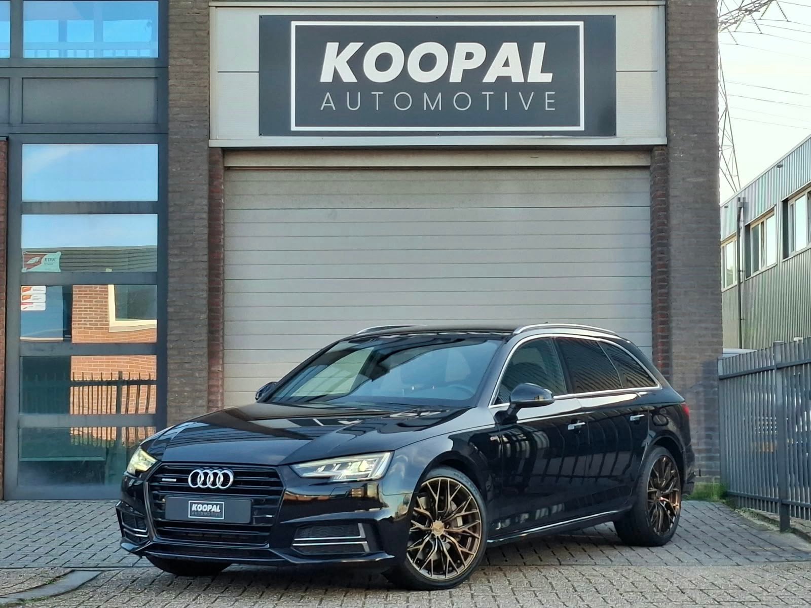 Audi A4 Avant 2.0 TFSI Quattro Pro Line Plus | S-line | MATR, Auto's, Automaat, Gebruikt, 4 cilinders, A4