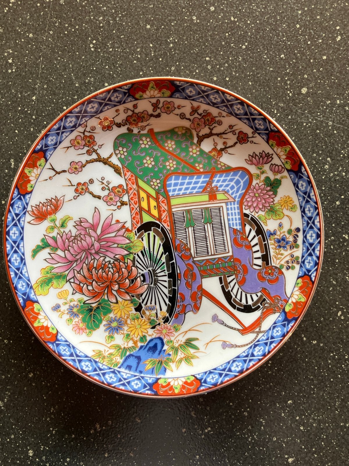Decoratief Chinees wandbord - Riksja en bloemen (16 cm), Antiek en Kunst, Ophalen of Verzenden