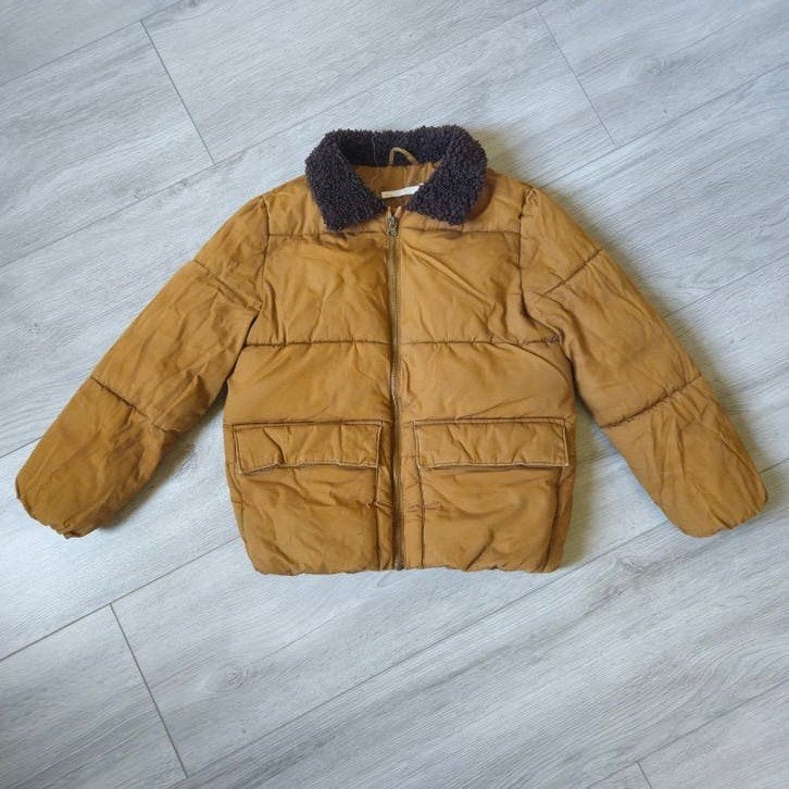 Stijlvolle gewatteerde H&m jas met teddy kraag maat 134, Kinderen en Baby's, Kinderkleding | Maat 134, Ophalen of Verzenden, Jas