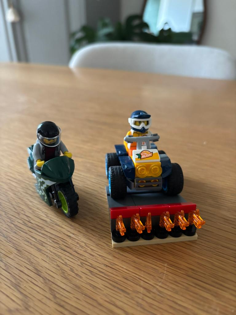 LEGO City 60255 Stuntteam, City, Lego, Compleet, Ophalen of Verzenden