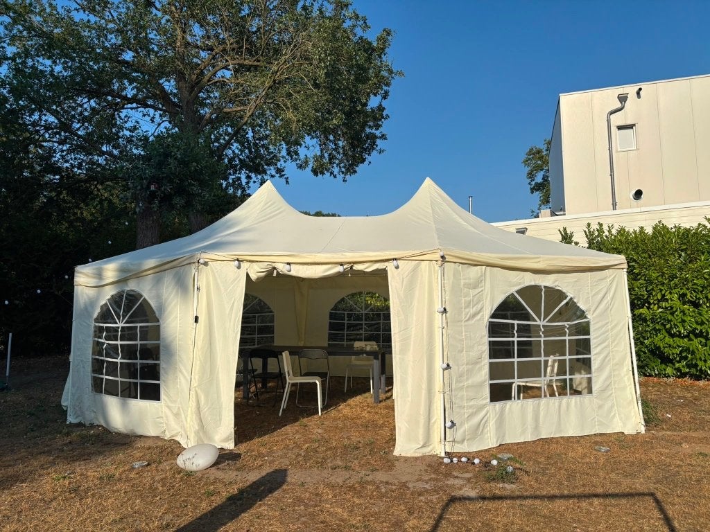 Pagode tent 6,8 m op 5 m, Ophalen, Gebruikt, 2 meter of meer, 4 tot 6 meter