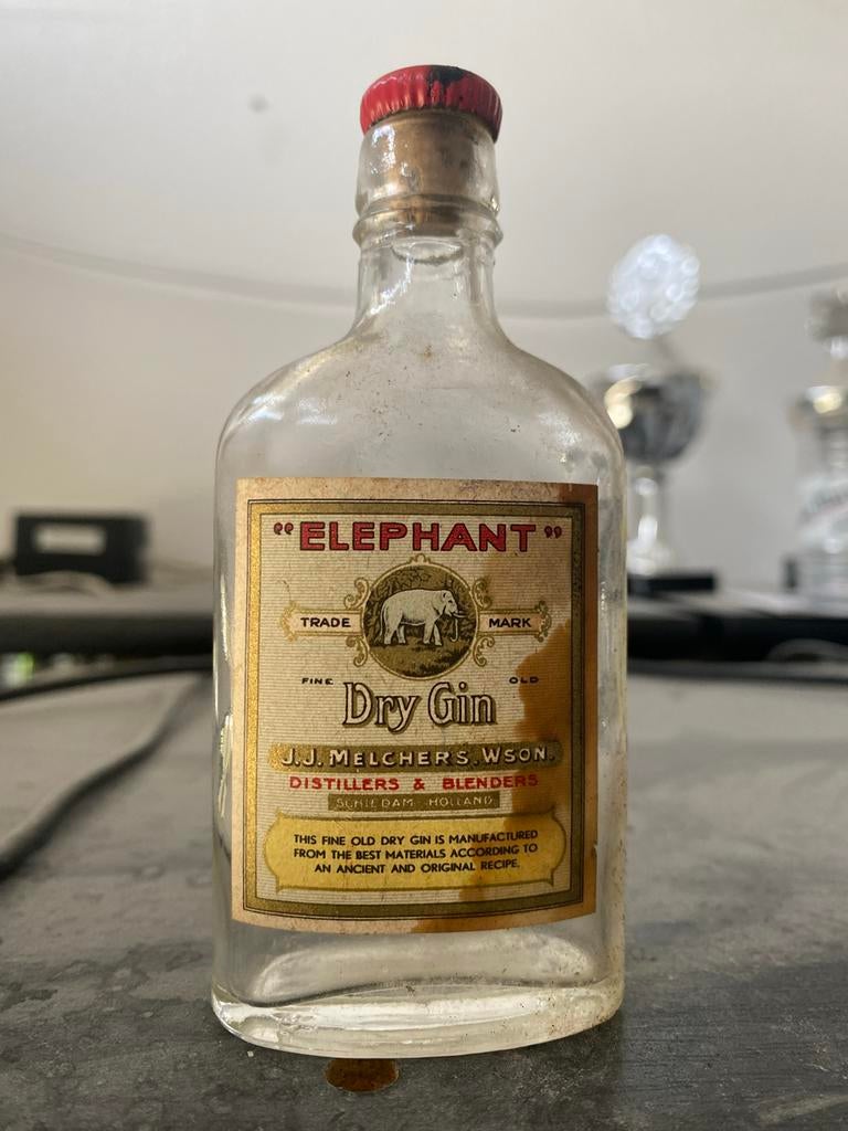 Oud leeg Elephant Dry Gin flesje J.J. Melchers, Ophalen of Verzenden, Gebruikt