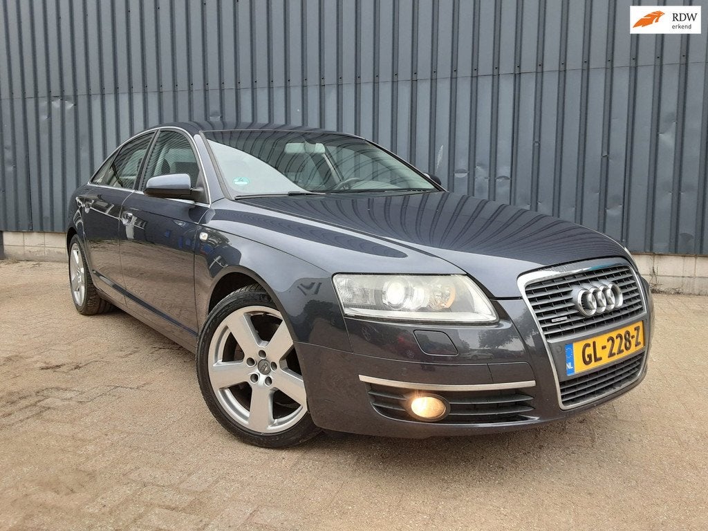 Audi A6 Limousine 3.2 FSi quattro edition, Auto's, Audi, Automaat, Gebruikt, Vierwielaandrijving, Parkeersensor