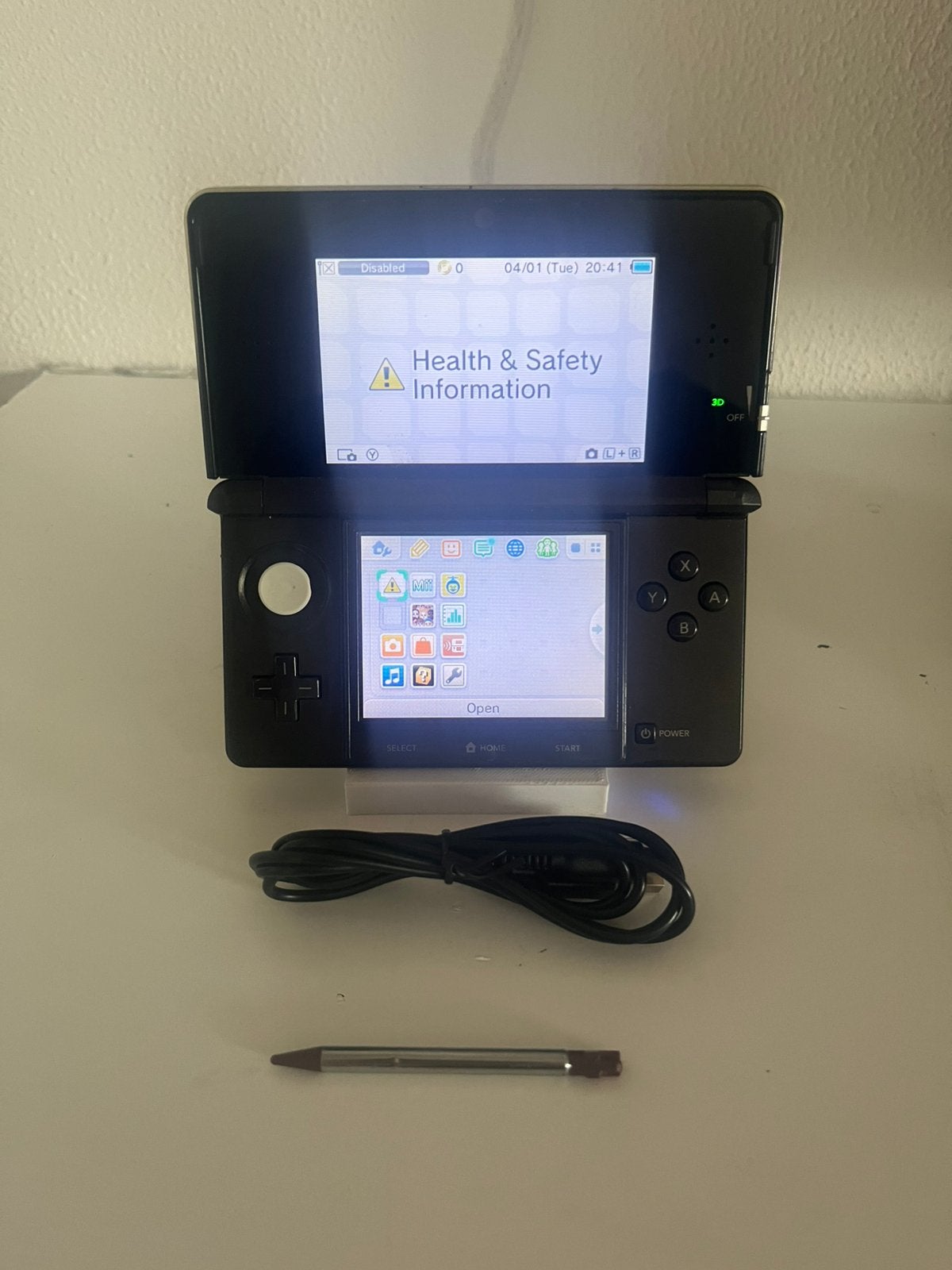 Nintendo 3ds zwart, Spelcomputers en Games, Spelcomputers | Nintendo DS, Ophalen of Verzenden, Zo goed als nieuw, Zwart, DS Lite