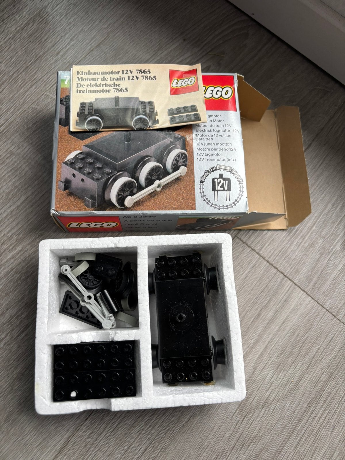 Lego nieuwe 12 volt trein motor 7865  12v jaren 80, Lego, Nieuw, Ophalen of Verzenden, Inclusief instructies