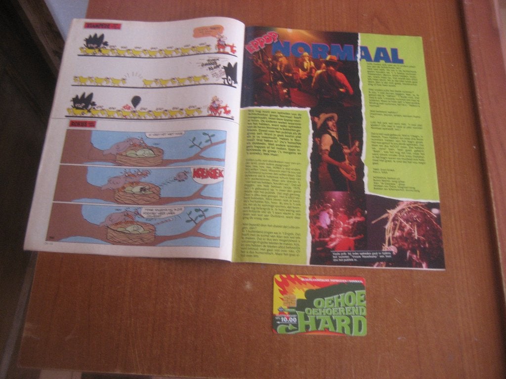 oerend hard normaal artikel ,kaart sticker, Ophalen of Verzenden, Gebruikt, Film, Tv of Omroep