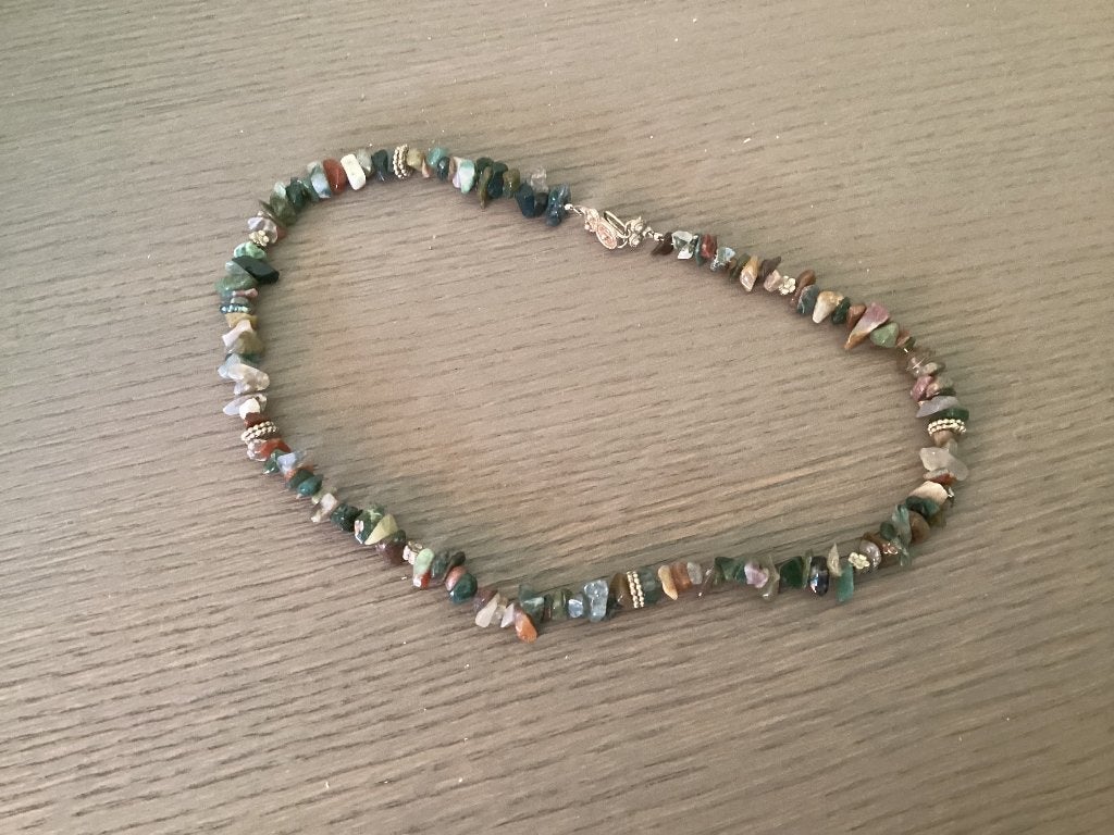 Mooie ketting met zilveren slotje, nieuw, Sieraden, Tassen en Uiterlijk, Kettingen, Nieuw, Ophalen of Verzenden, Steen of Mineraal