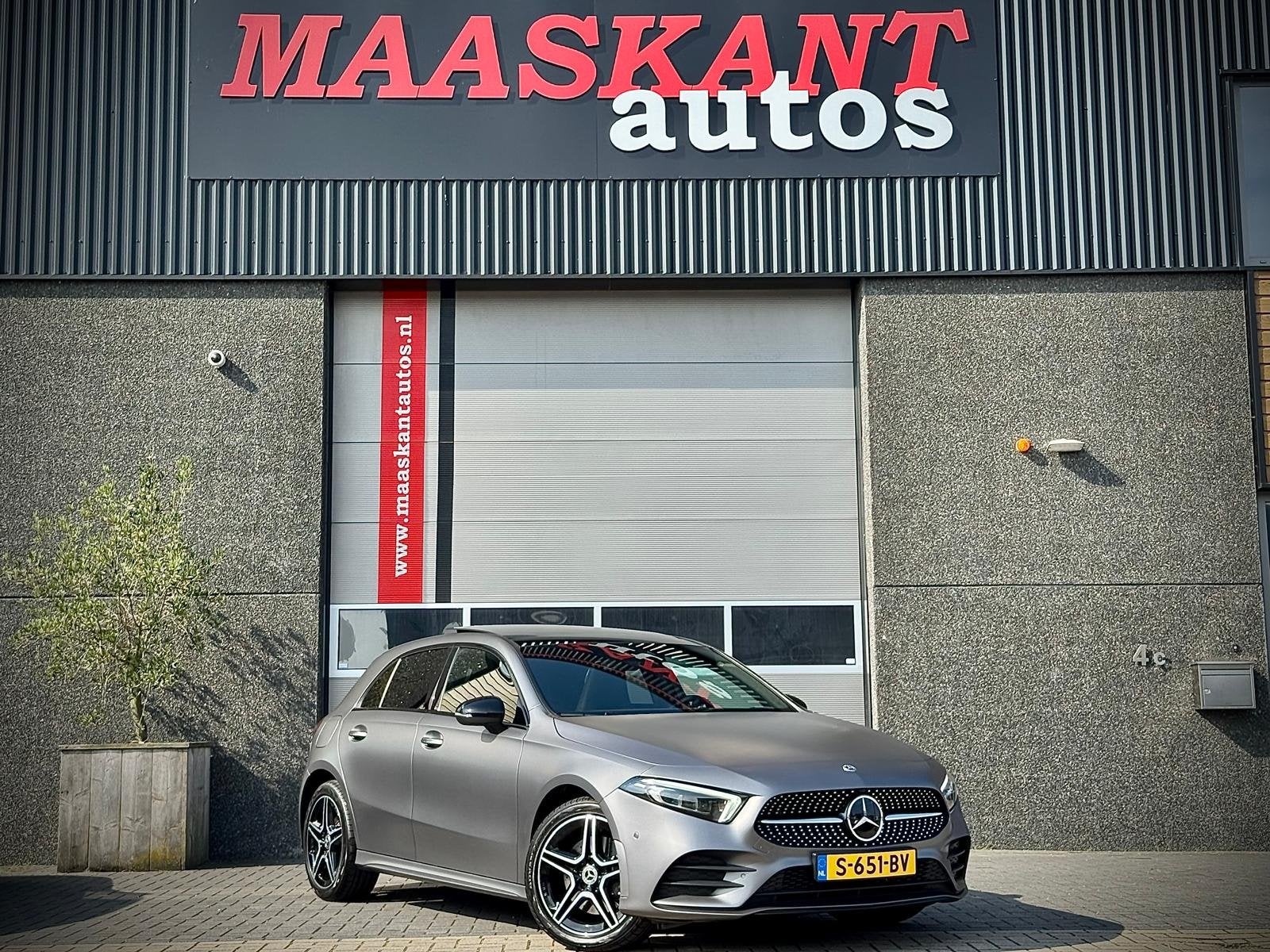 Mercedes A-Klasse 250 e AMG Limited / Pano / Acc / Hud / NL, Auto's, Automaat, Gebruikt, 4 cilinders, Bedrijf
