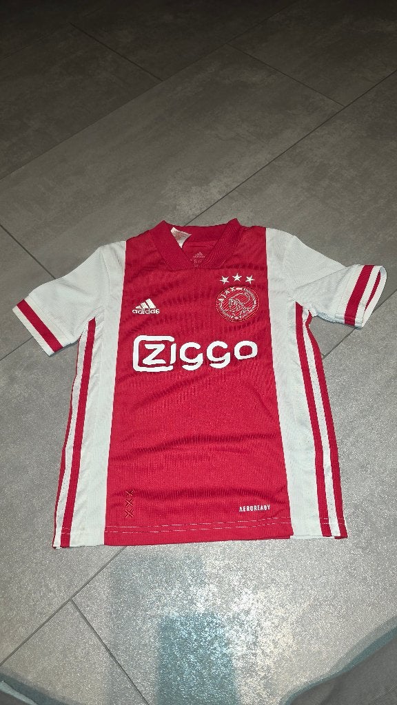 2x Ajax shirt maat 128, Adidas, Jongen of Meisje, Ophalen of Verzenden, Zo goed als nieuw