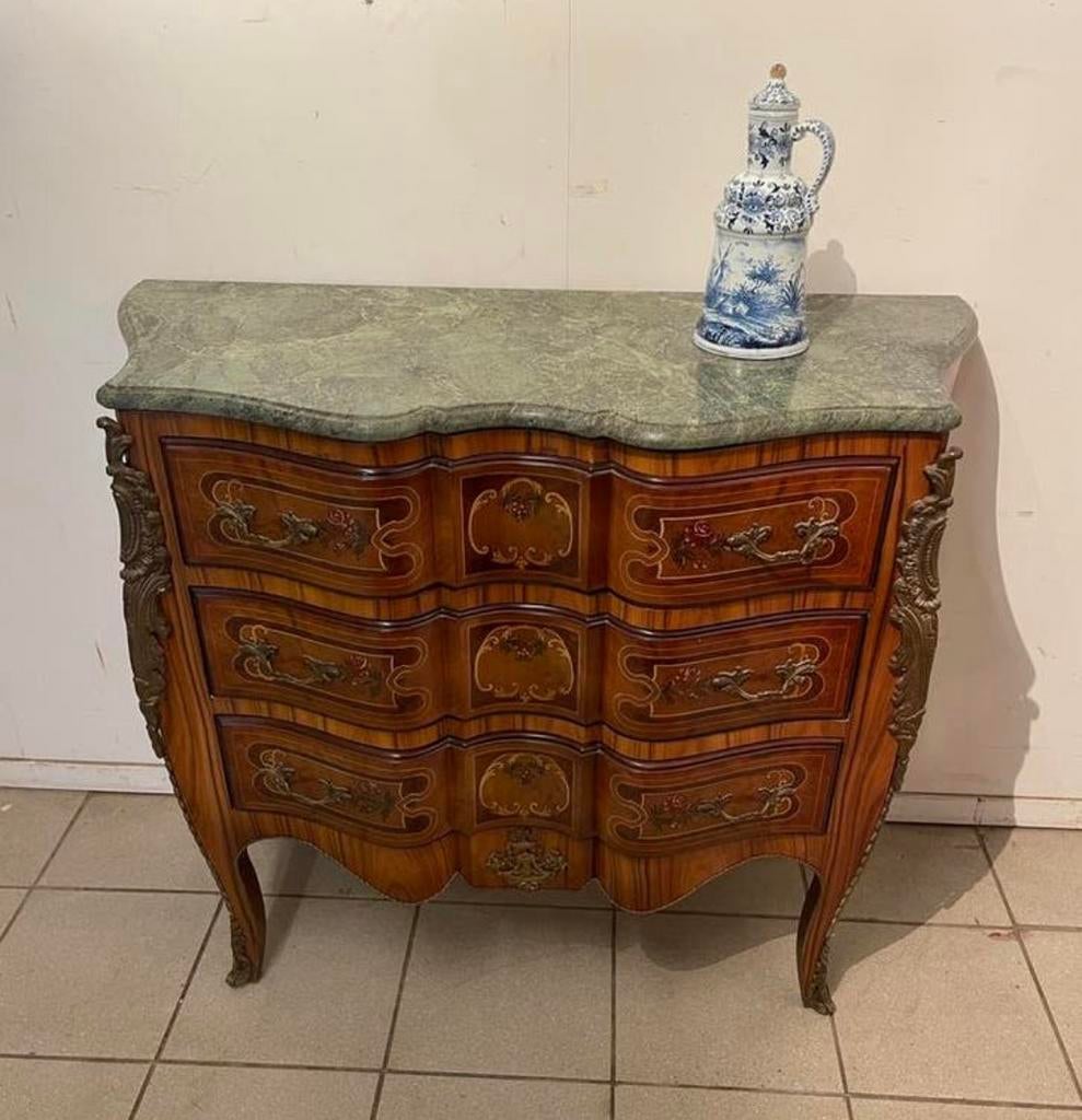 Louis XV-stijl walnoot gefineerde commode met marmeren blad