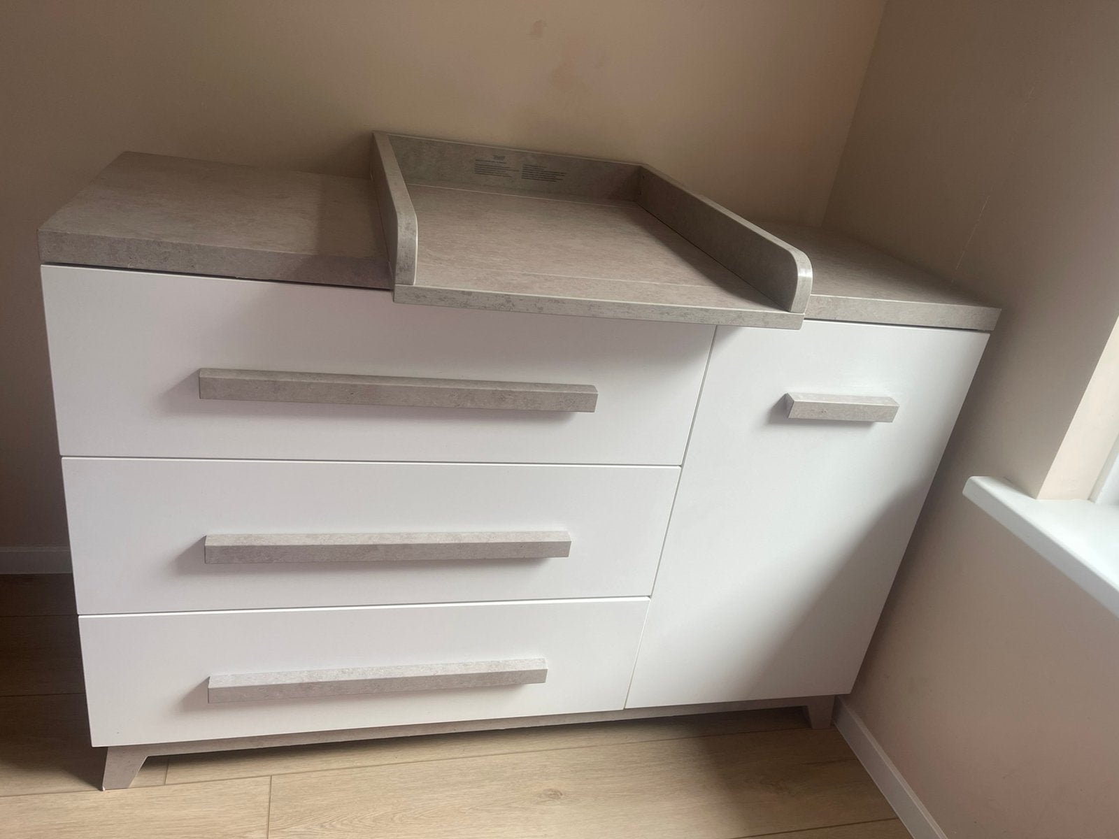 TWF Commode met bladvergroter – 140 cm breed, Ophalen, Gebruikt, 50 tot 70 cm, 100 cm of meer