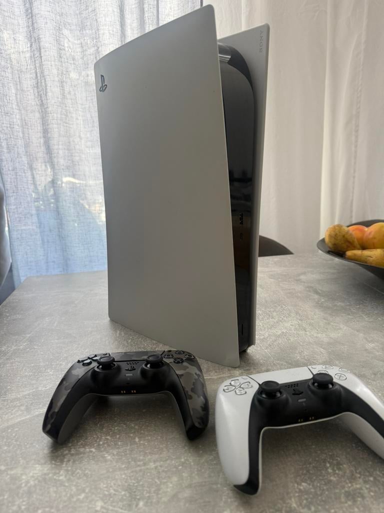 Ps5 digital edition 1tb, Spelcomputers en Games, Spelcomputers | Sony PlayStation 5, Ophalen of Verzenden, Zo goed als nieuw