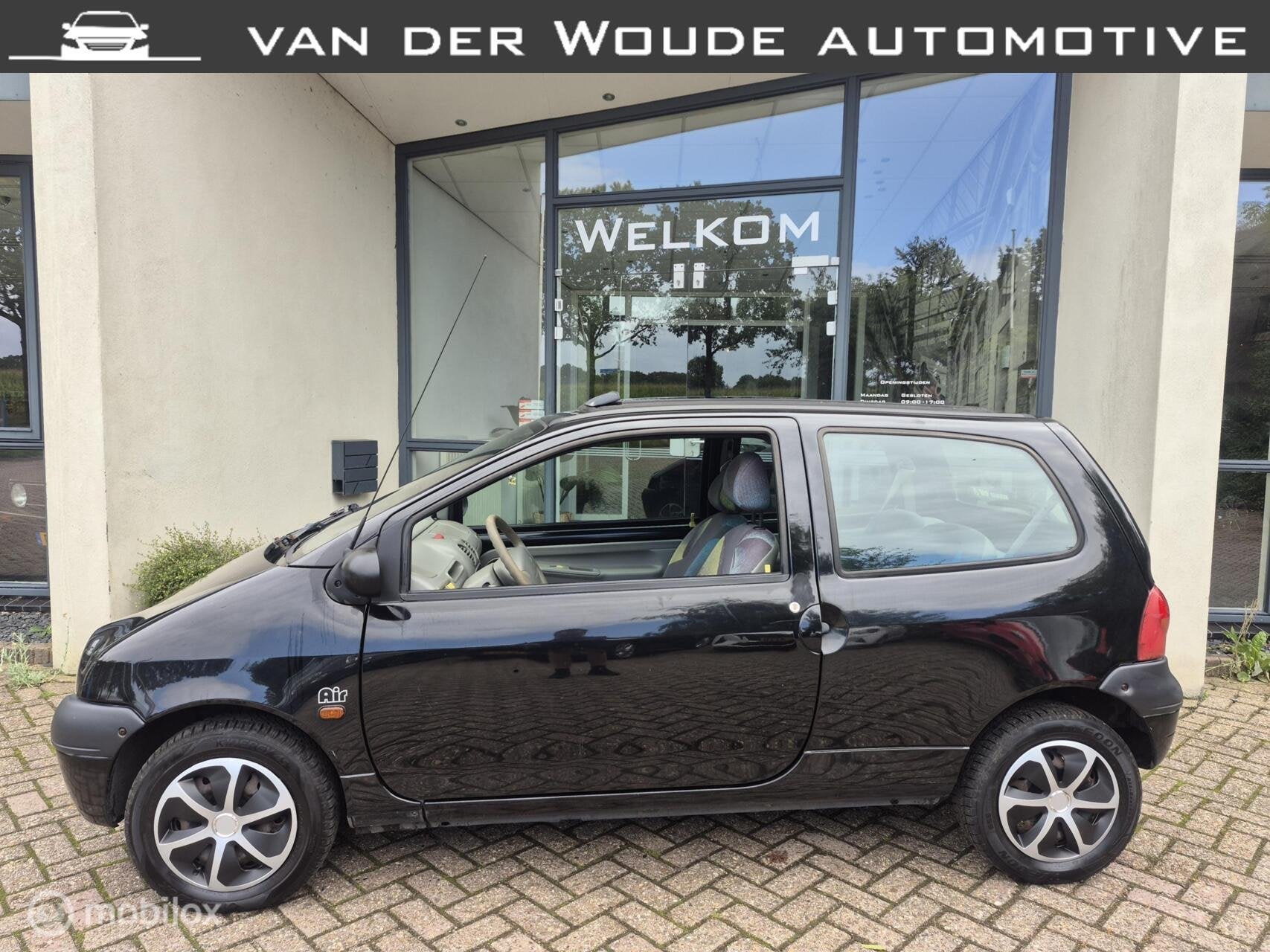 Renault Twingo 1.2 Privilège Dakje|Elekt,pakket|6-3-2027 AP, Auto's, 600 kg, 4 cilinders, Zwart, Origineel Nederlands