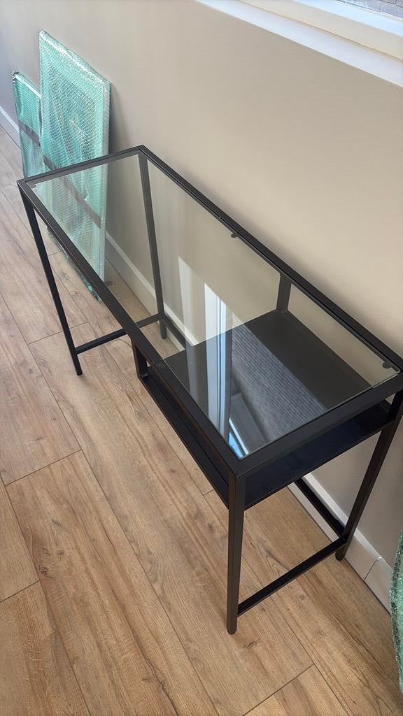 Laptoptafel Ikea, Ophalen, Zo goed als nieuw